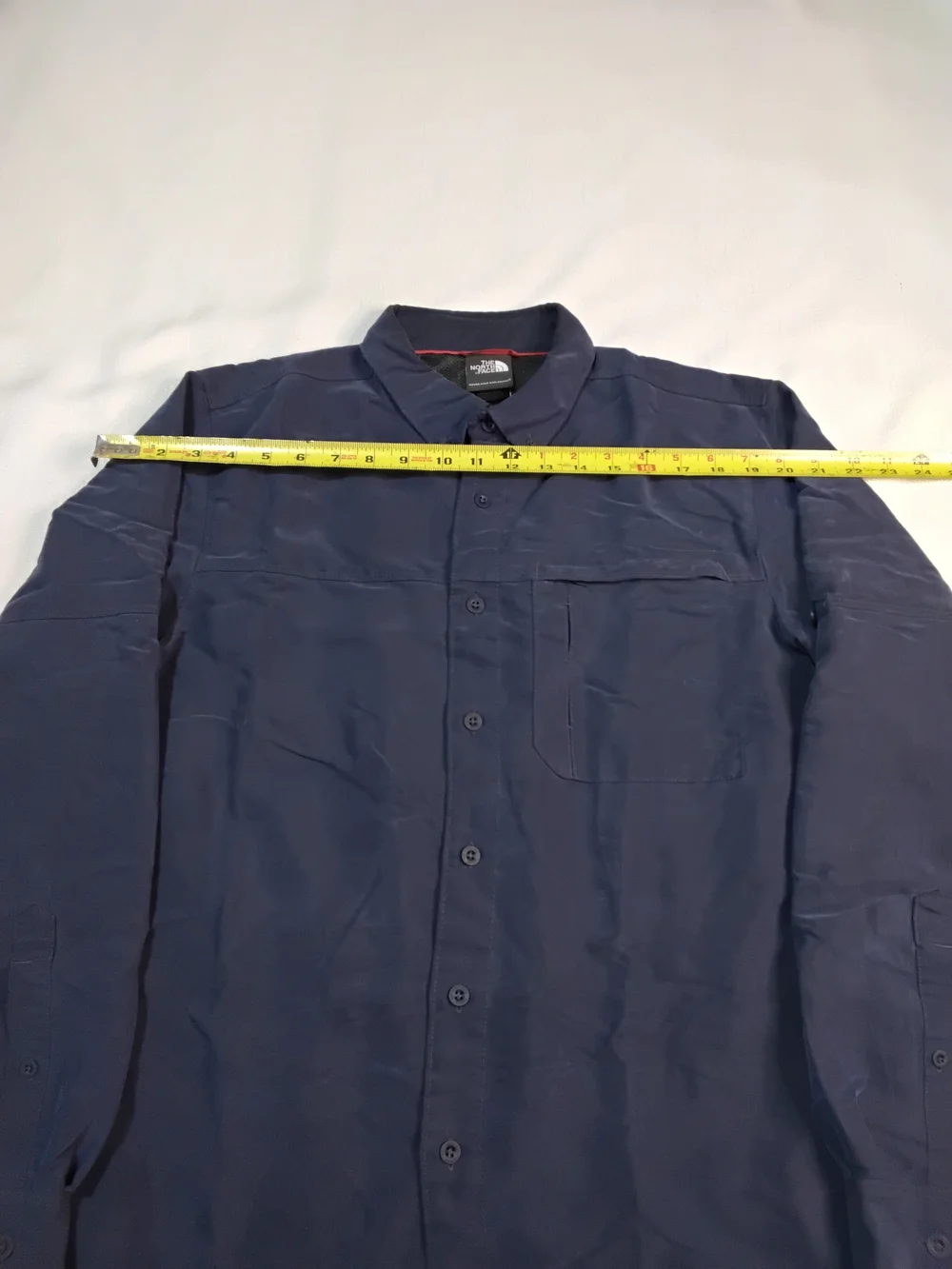 The North Face Men's Navy Blue Long-Sleeve Button-Down Shirt Sz M.
